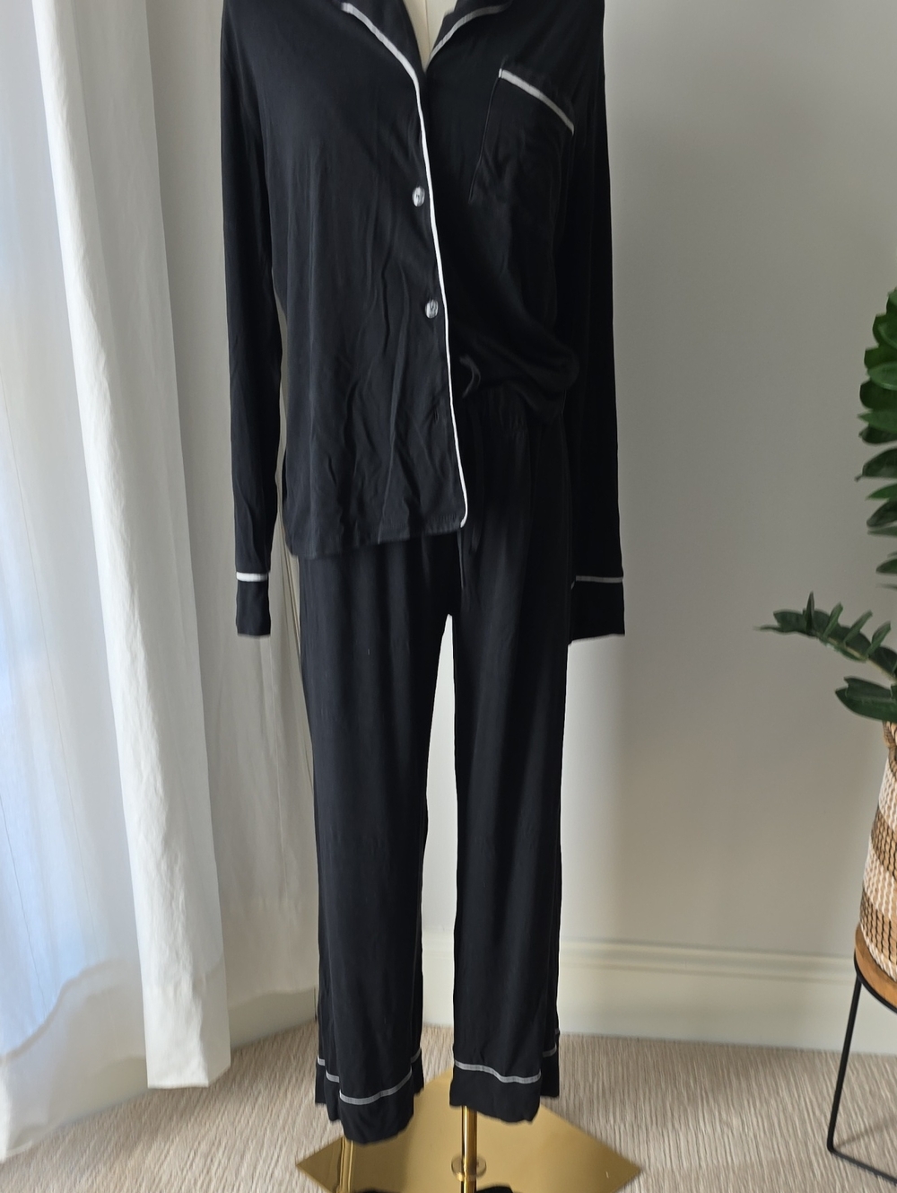 Copper PEARL Classic Black Womens Pajama Set with White Piping